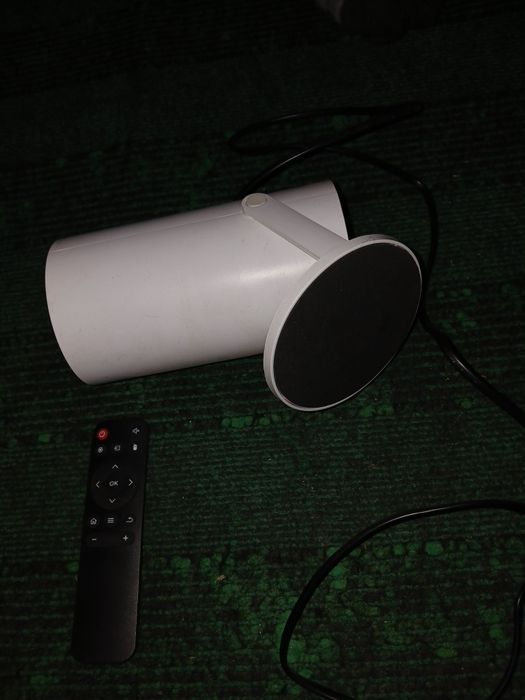 Smart proyektor HY 300 X8
