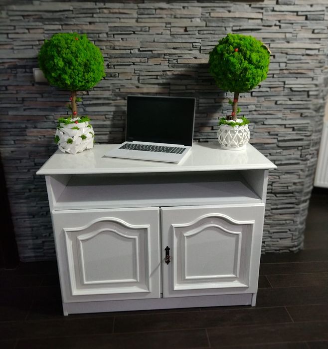 Mobilă pentru Televizor