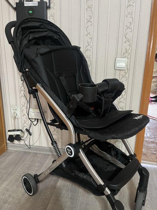 Коляска прогулочная