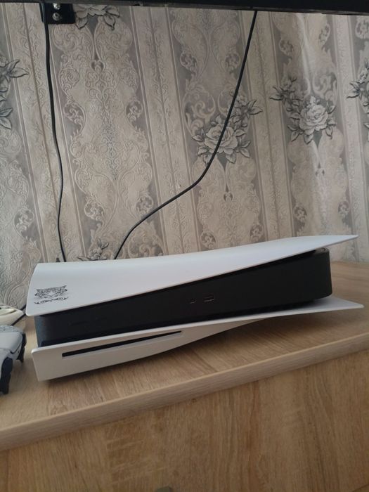 Продам  Ps 5 fat