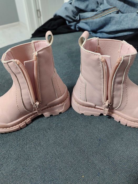 Детски Боти reserved