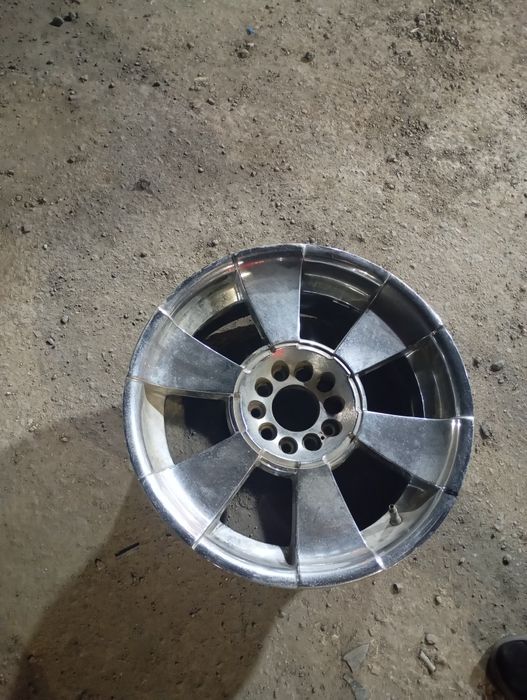 Продам диск на R18