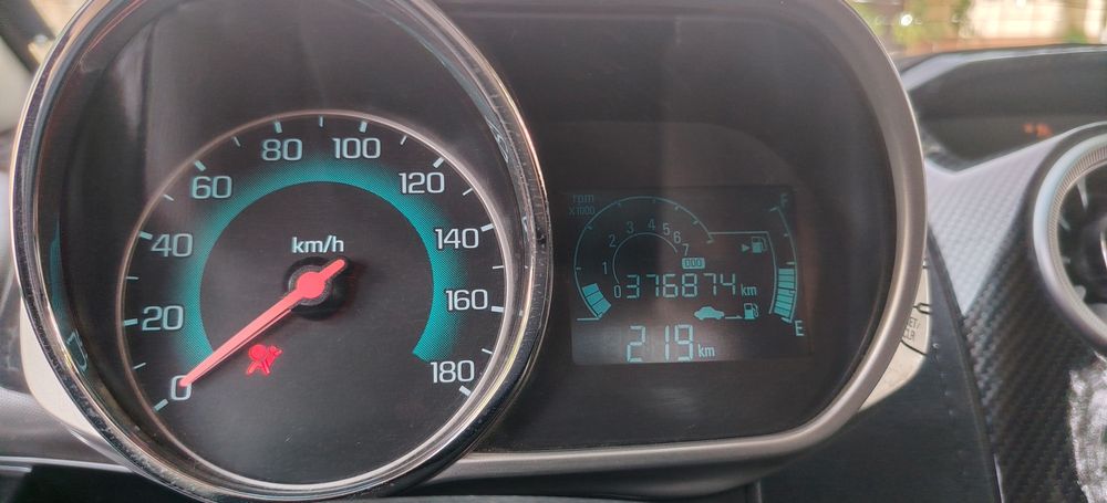 Spark sotiladi. 2020 optima plus 2 pozitsiya.