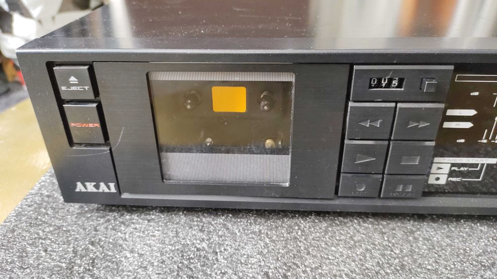 дек Akai  HX-A101M