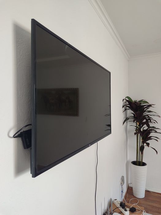 Продается телевизор