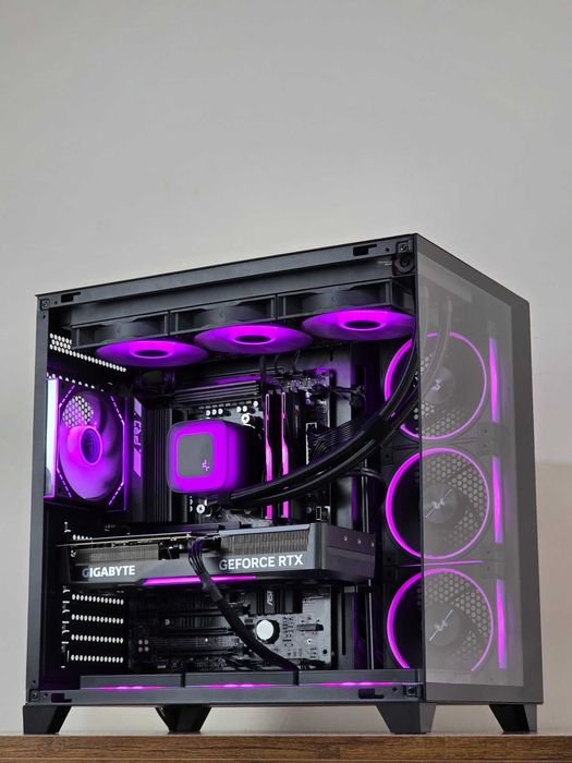 Геймърски компютър - Нов | Ryzen 7 7800X3D | RТX 5070 |  DDR5 RAM | SSD NVMe )