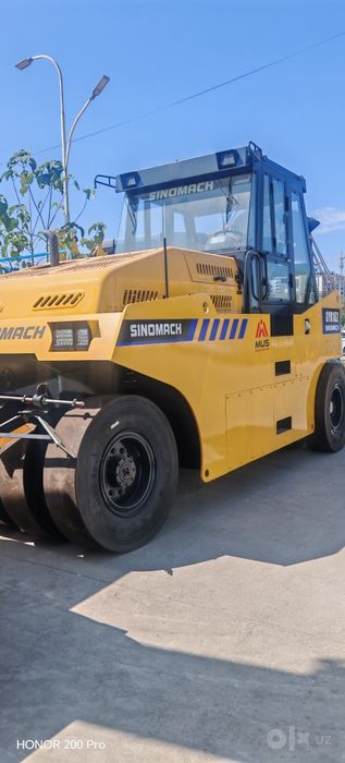 Каток Пневмошинный GYR162
