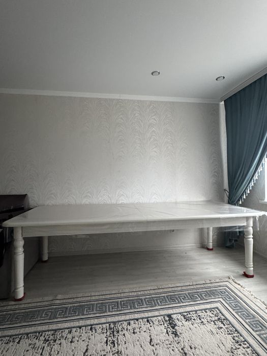 Продам стол в отличном состоянии