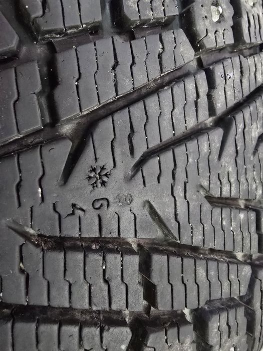 Продам зимние шины Nokian Tyres