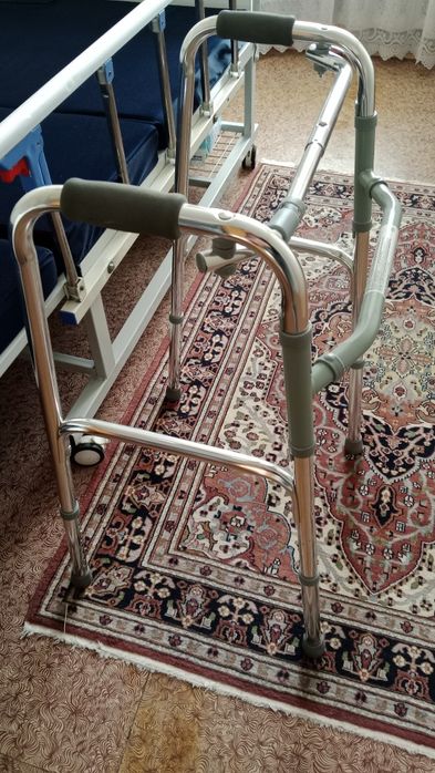 Ходунки для взрослых