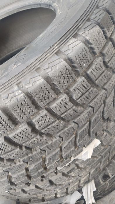 Продам шины зимние б.у
