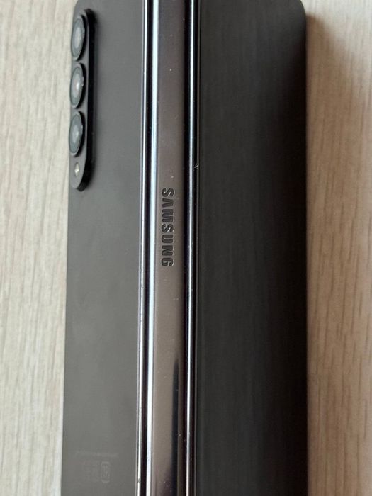 Samsung galaxy Z Fold4