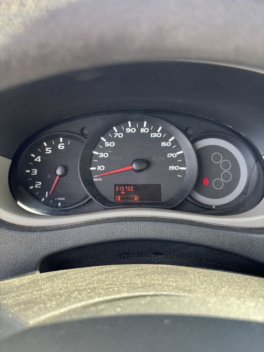 Vand Renault master 2.3 cub