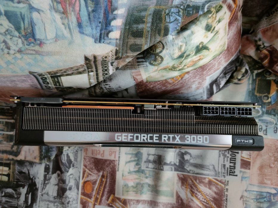 RTX3090 EVGA FTW3 24Gb