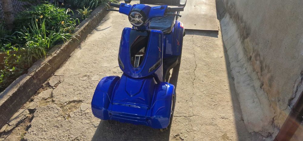 Електрическа четириколка MaxMotors FM4 1500W син