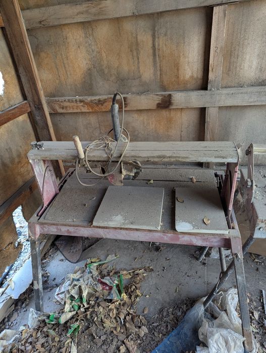 Продам плиткорез