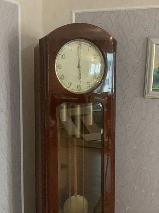 Продам часы напольные ОЧЗ "Янтарь"