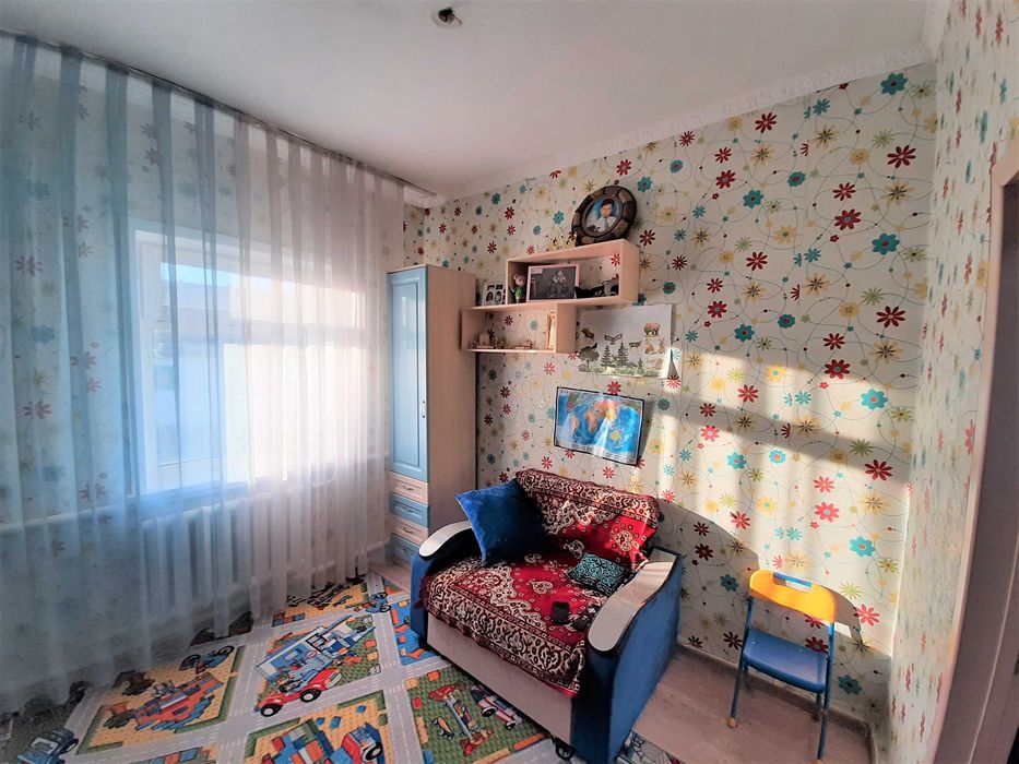 4-х комн. дом в соцгороде, остановка Жасмин