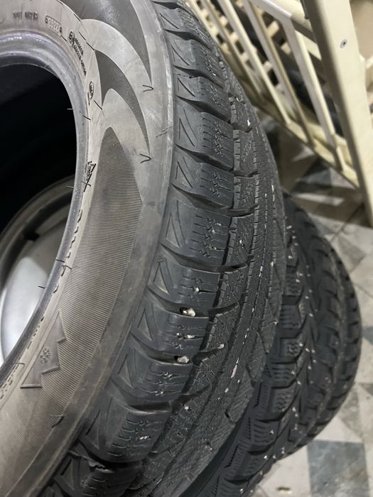 Триангл липучка размер 215/60R16
