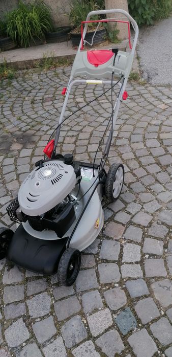 Самоходна косачка