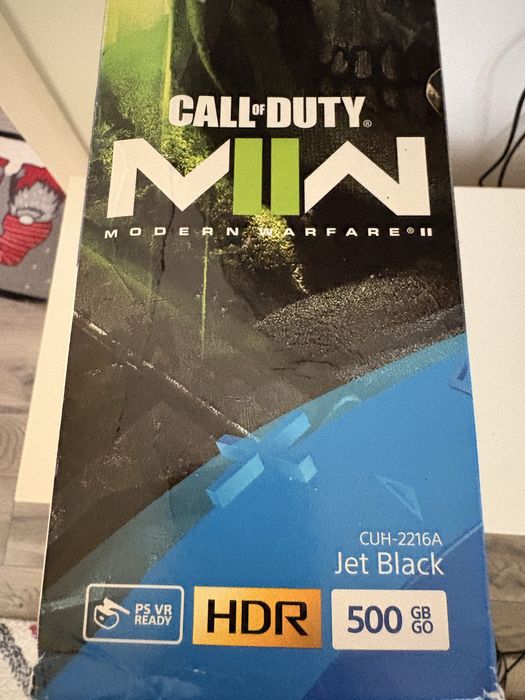 Vand PS4 Slim 500 Gb Black, foarte putin folosit