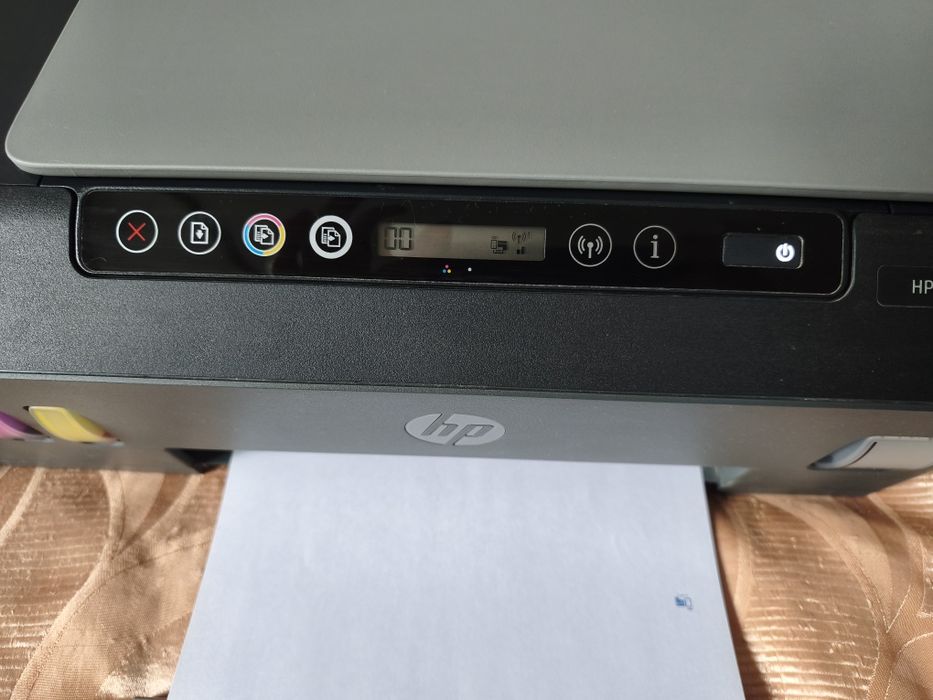 Принтер Смарт  hp 3 в1 цветной сотилади арзон.Продается дешевле