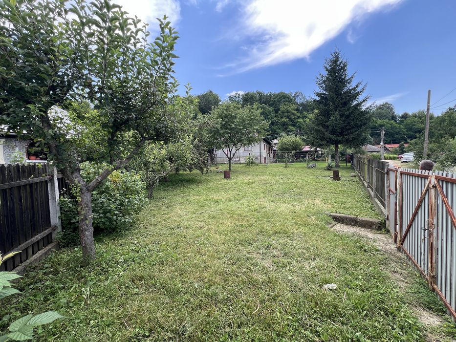 Teren intravilan Slanic Prahova 300mp