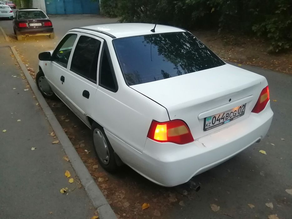 Продам деу нексия 2