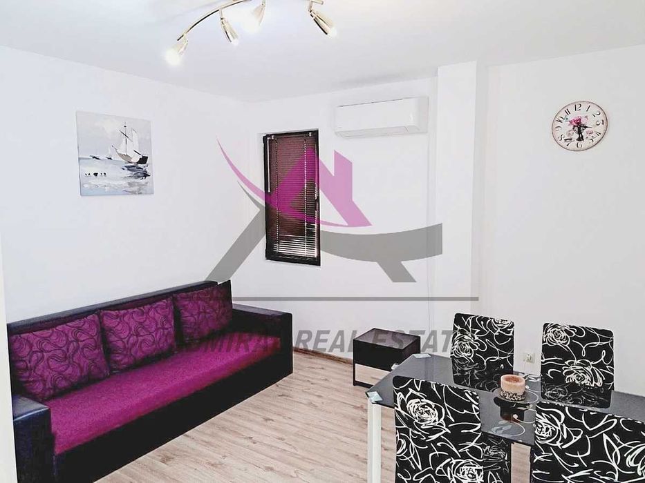 Дава се под наем Двустаен апартамент в Варна, Център - 55 кв.м за 500 € - Снимка #1