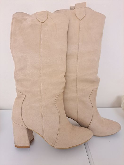 Cizme lungi piele intoarsa