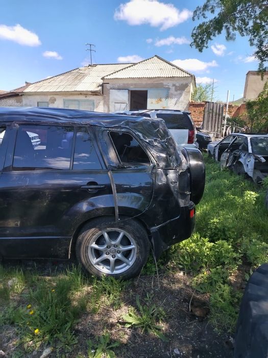 Продам машину Suzuki