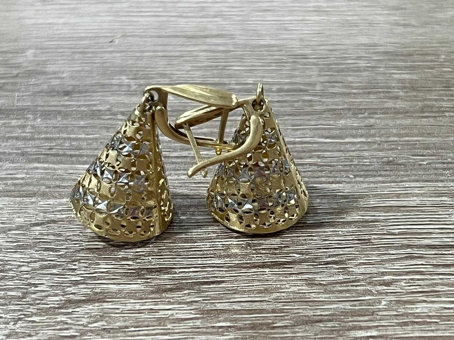 Златни обеци 585 4,7гр