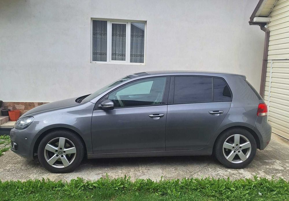 VOLKSWAGEN Golf 2011 — imagine 2