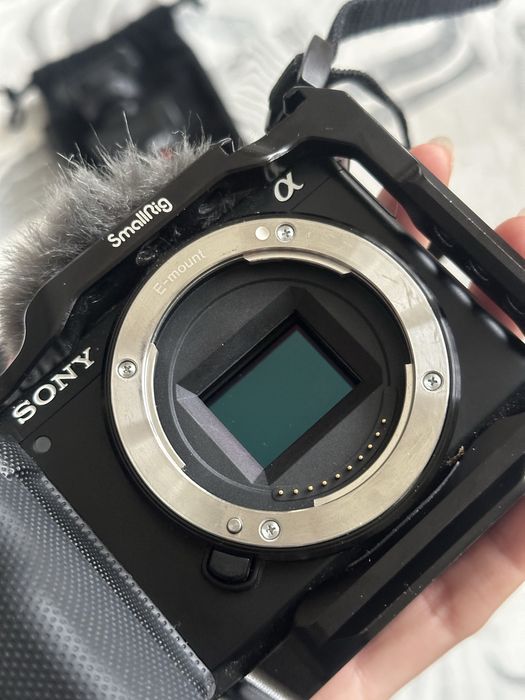 Sony zv e-10 със статив