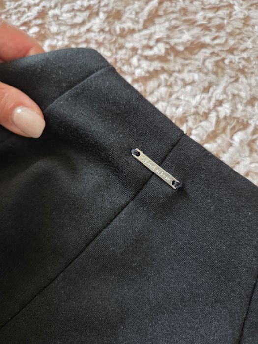 Черна рокля Calvin Klein