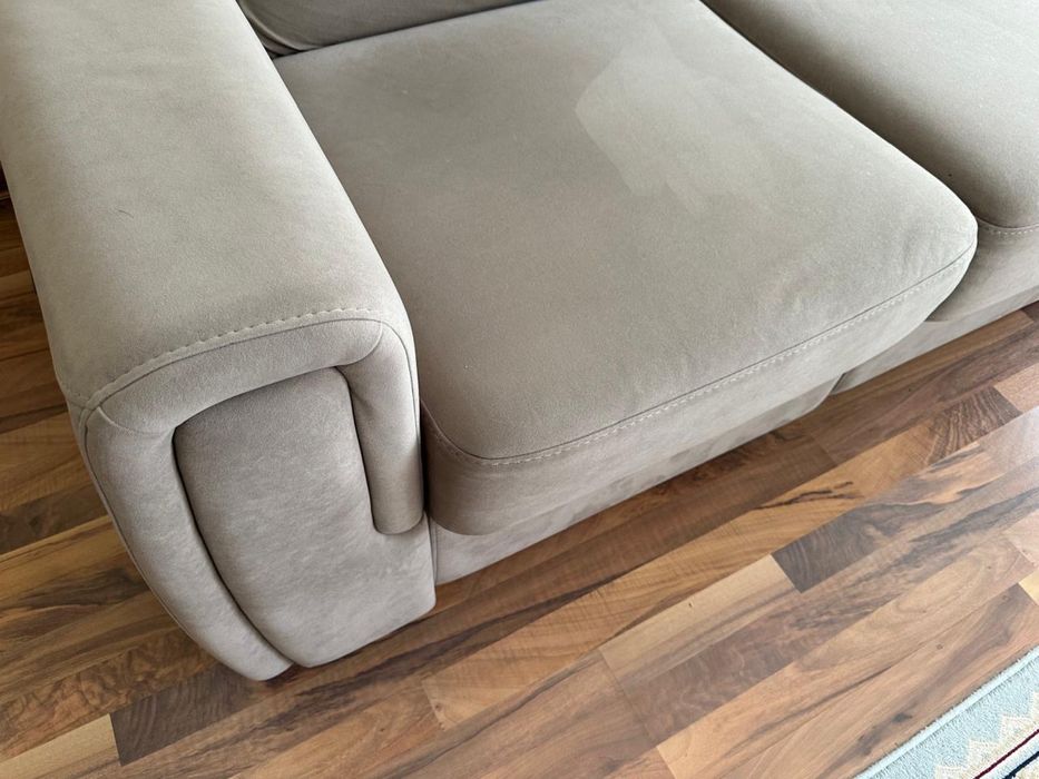 Продается новый диван