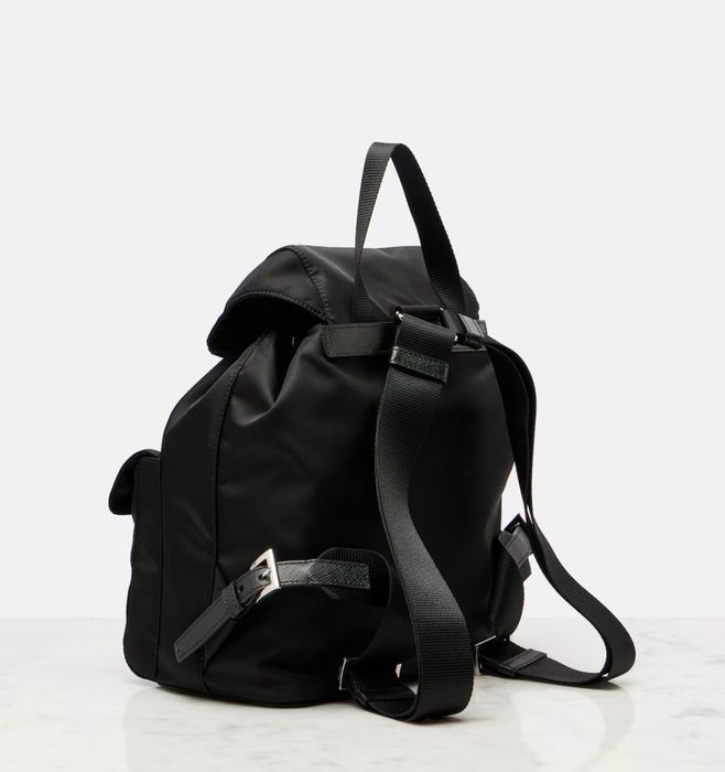 ОРИГИНАЛНА Prada раничка