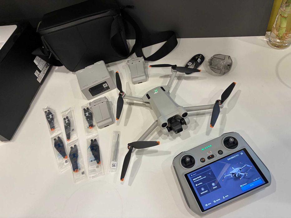 DJI Mini 3 Pro, Fly More Combo