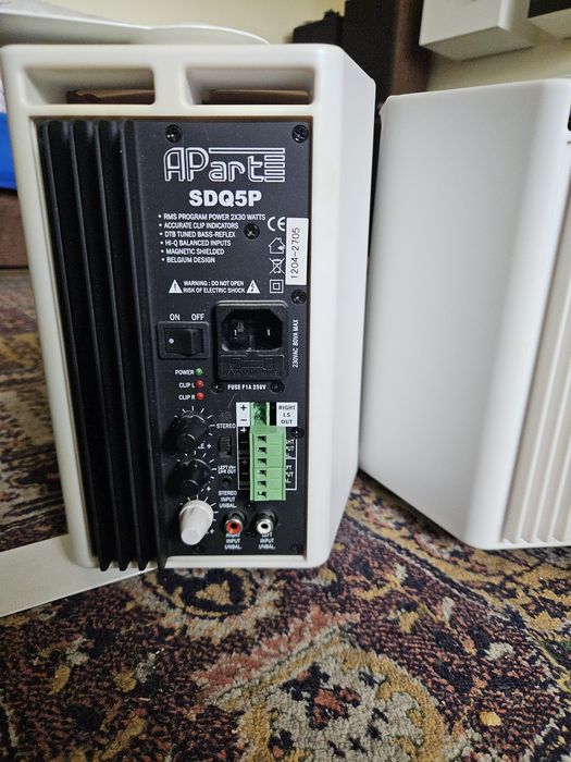 Boxe Active apart SDQ 5P amplificator Pioneer  VSX 708 rds,  sony  cdp c400, sony  TC WR700,  Kenwood KT  990SDL, sony  SEQ 400, Tuner Pioneer F717