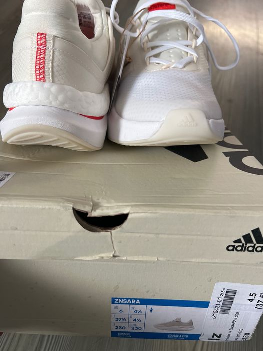 Маратонки ADIDAS