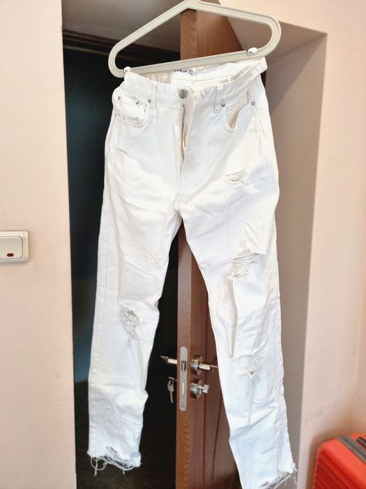 Дамски бели дънки от Sinsay