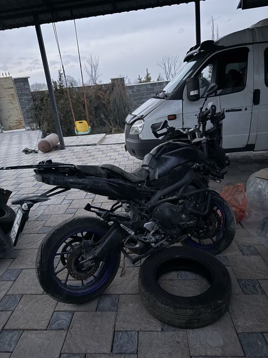 Мотоцикл MT-09 Tracer в аварийном состояний