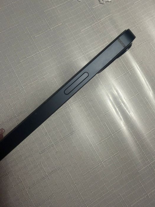 Продаю IPhone 13, СРОЧНО!
