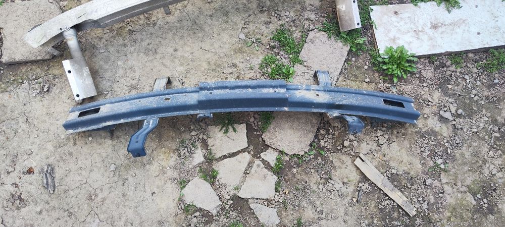 Отбойник на Ауди А6 С5