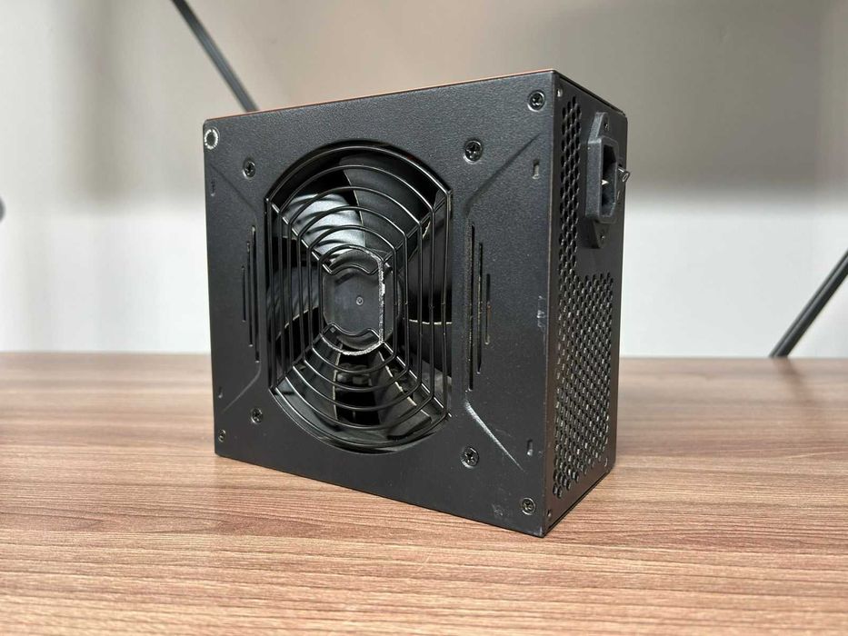 Блок питания для компьютера PCcooler 700W 80+Bronza