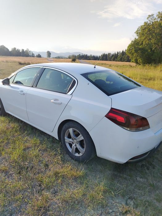 Peugeot 508 berlina