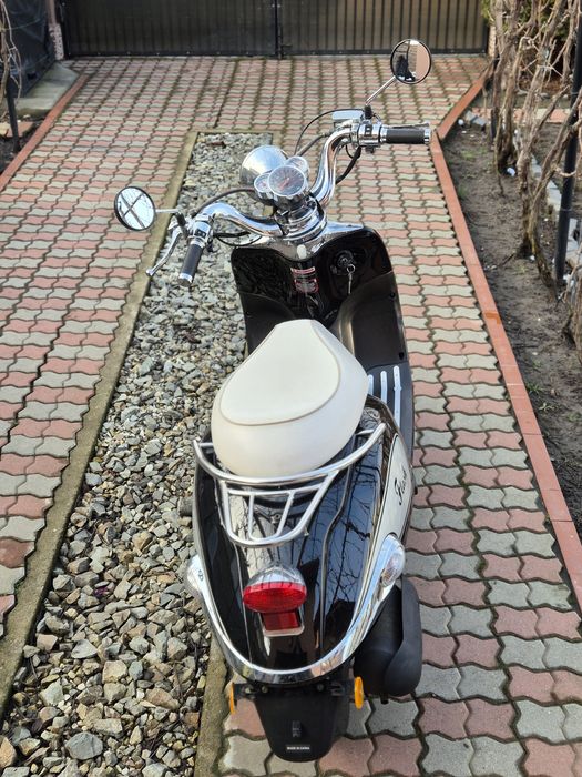 Scuter/Moped 125cc 4T (copie Vespa)