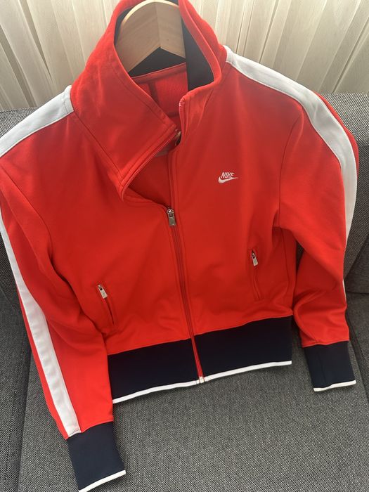 Дамско спортно горнище Nike