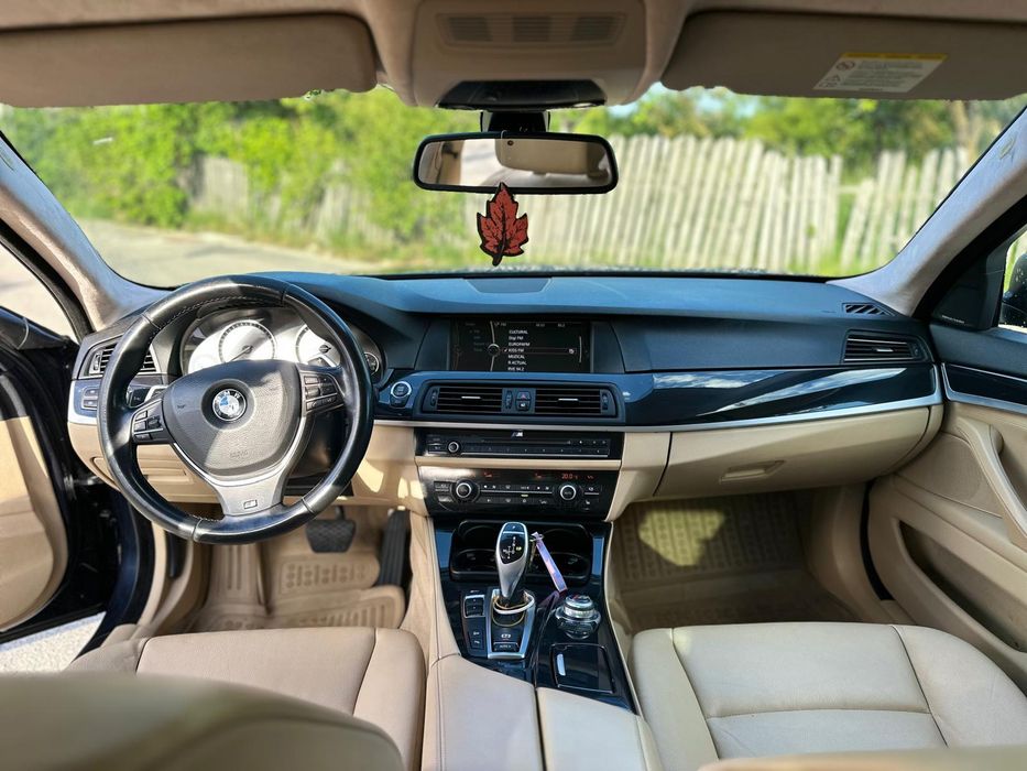 Se oferă spre vânzare BMW F10 X Draiv fab 2012