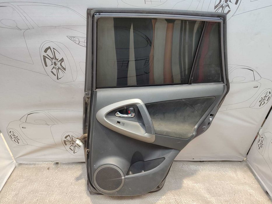 Ușă Spate Dreaptă Toyota RAV 4 XA30 SUV Gri Cod Culoare 1G3 2012 / [2006-2016] / 670030R110 (2D)